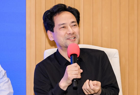 陳永兵1.jpg
