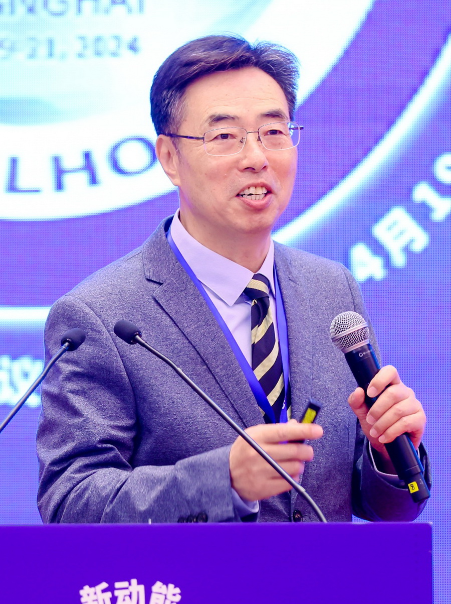 主題演講《房地產(chǎn)發(fā)展新模式對鋼材需求的結(jié)構(gòu)性影響》