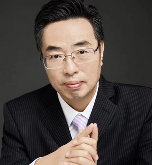 主題演講《新政下的房地產(chǎn)新周期與新模式探討》